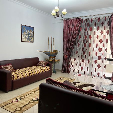 Entire Apartment Castle View เบราท ภายนอก รูปภาพ